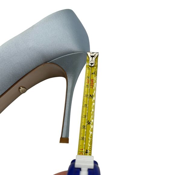 Badgley Mischka Satin Flower Mesh Beaded Embellished d'Orsay Pumps Light Blue 6 - Picture 9 of 9